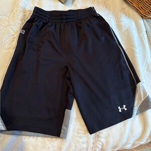 Under Armour Men's Black and Gray Athletic Shorts